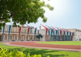 High School Building &amp; Cafeteria Facade